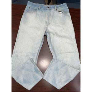 L.L. Bean Men’s Classic Fit Light Wash Denim Jeans Size 34x29